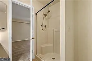 1401 Cambridge Ct — Photo 10