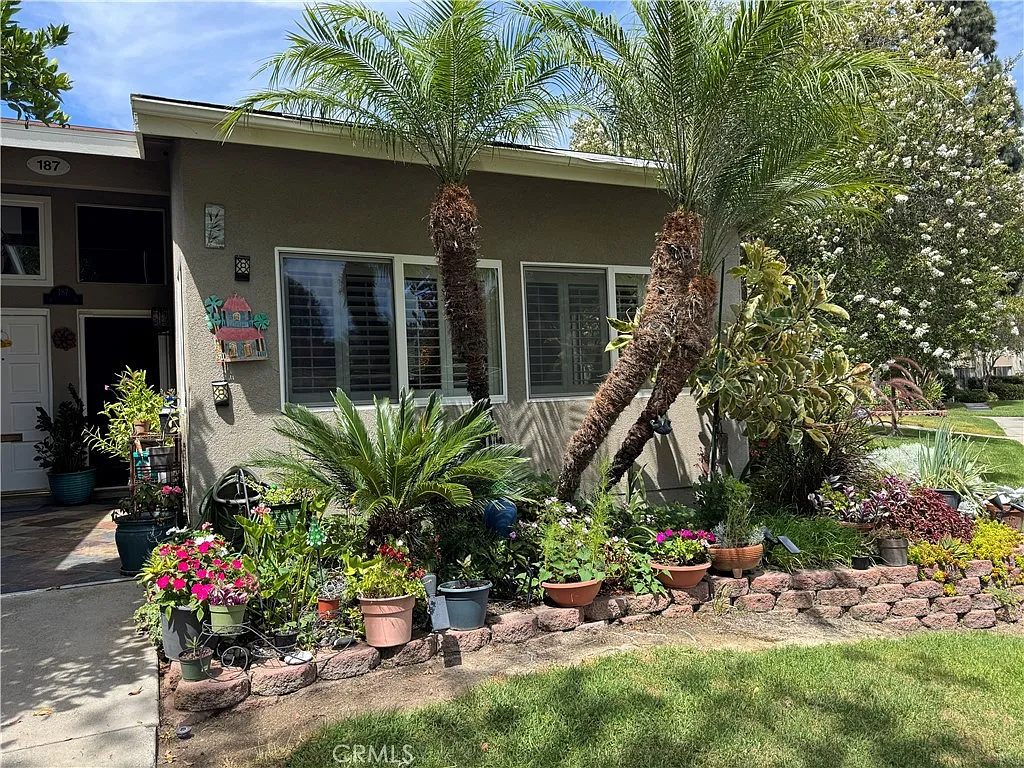 1 bed, 1100 sqft, $2,550 — Photo 2