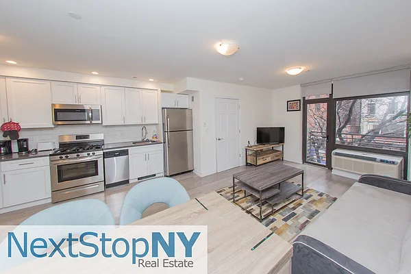 Rented by NextStopNY | media 5