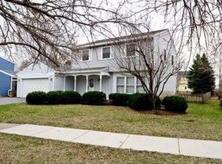 1532 Preston Rd, Naperville, IL 60563