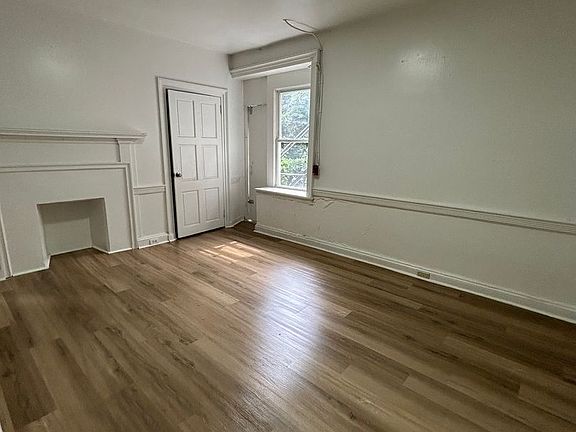 2nd image of 4908 Germantown Ave #5
