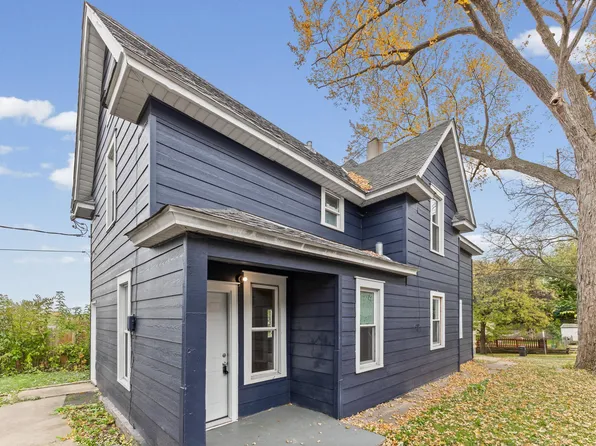 137 Cayuga St, Saint Paul, MN 55117