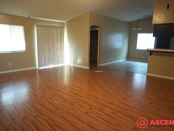 4th image of 11703 Hyperion Ave