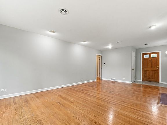 5th image of 311 N Macarthur Blvd