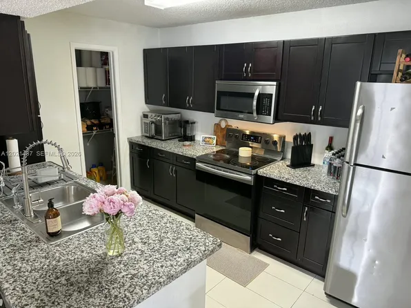 10360 SW 150th Ct APT 12209, Miami, FL 33196