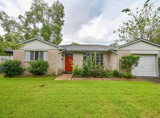 718 Deercrest St, Channelview, TX 77530