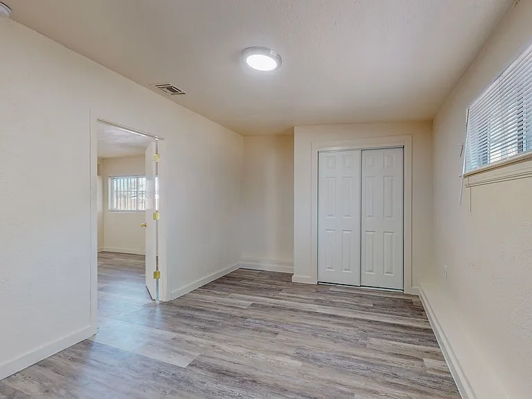 721 Santa Fe Ave SW — Photo 31