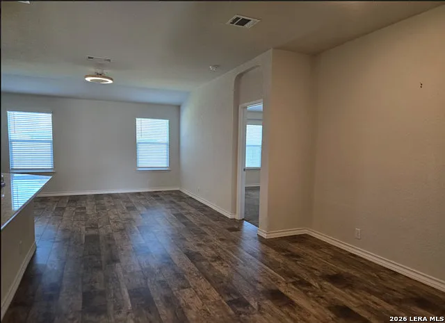 3 bed, 2.0 bath, 1442 sqft, $1,850 — Photo 4