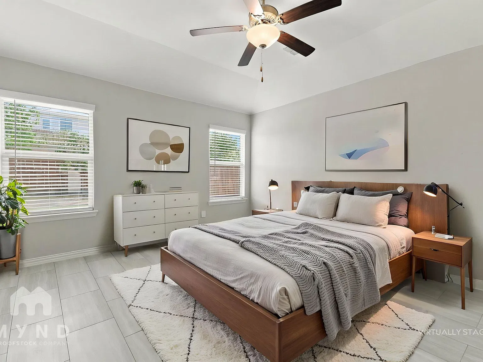 4 bed, 2.0 bath, 1838 sqft, $2,095 — Photo 3
