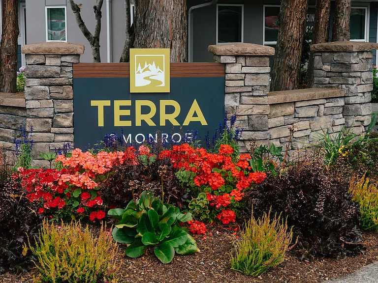 Terra @ Monroe — Photo 5