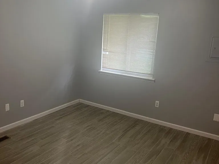 1774 N Carlson St — Photo 9