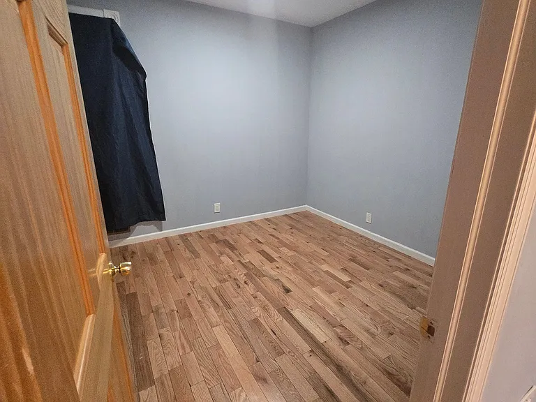 1013 Stark St #1 — Photo 2
