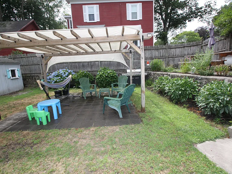 165 Lynn Fells Pkwy — Photo 40