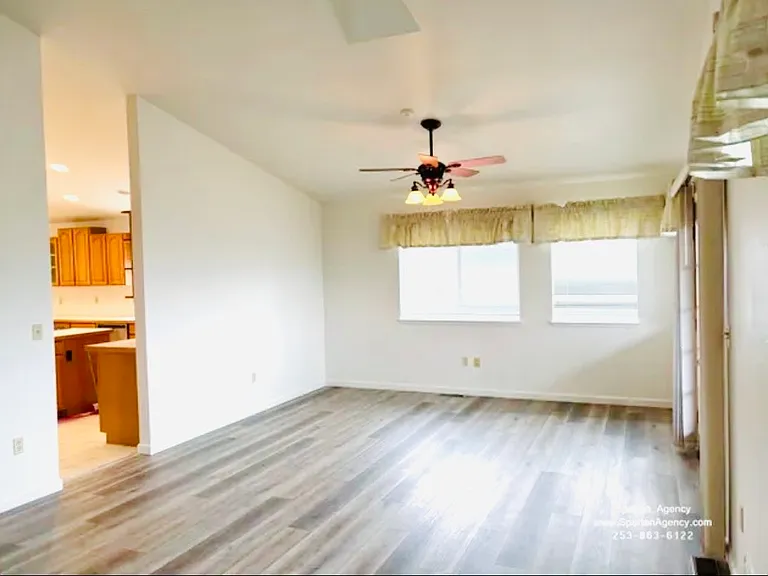 15310 Main St E #1 — Photo 5