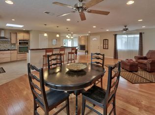 9806 Golf Course Rd NW, Albuquerque, NM 87114