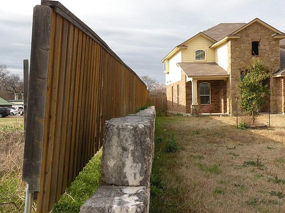 5th image of 6645 Vista View Dr