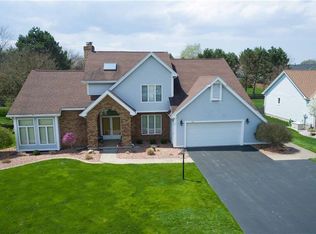 103 White Rabbit Trl, Rochester, NY 14612