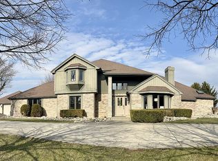 4920 Mitchaw Rd, Sylvania, OH 43560