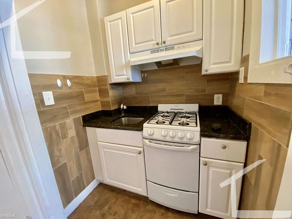48 JFK St. #12 Cambridge (Harvard Square) Unit Photo 6