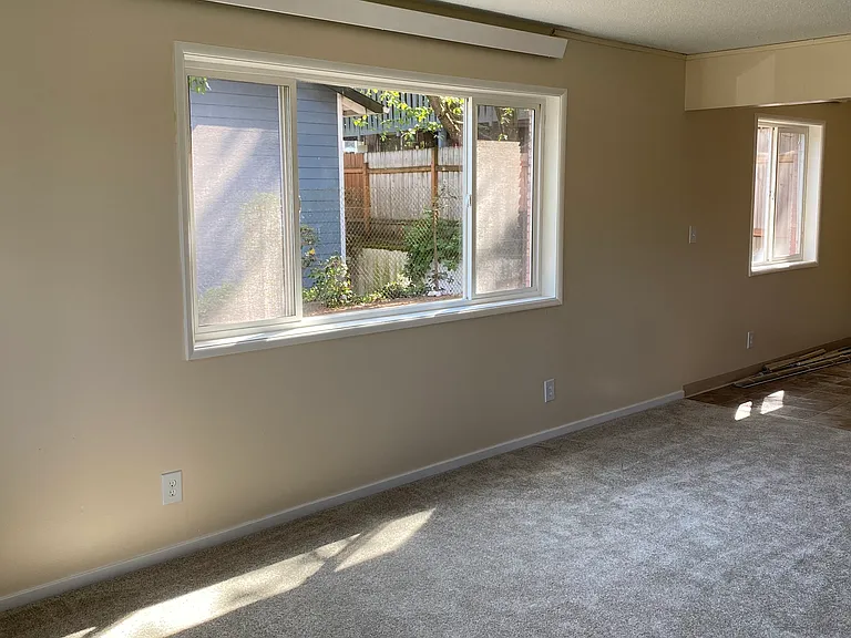 3635 SE 40th Ave — Photo 10