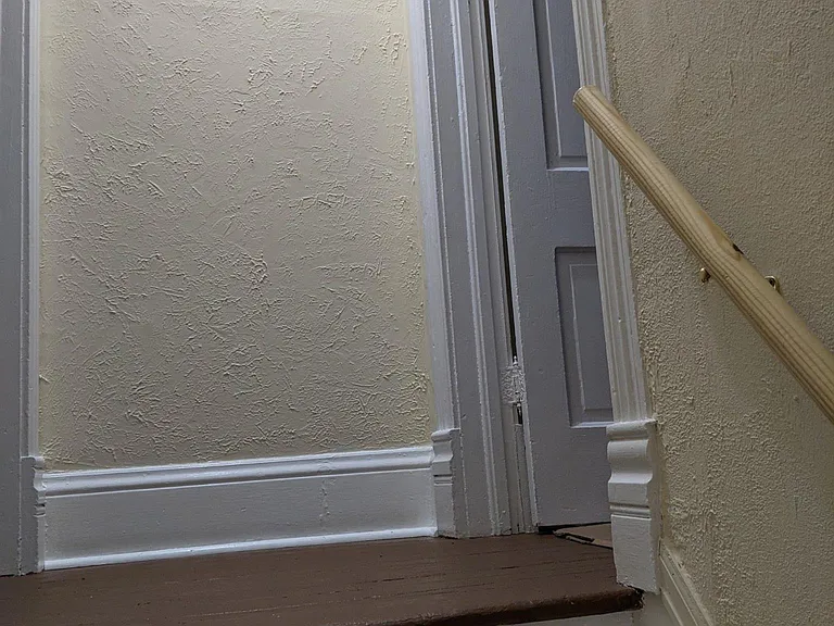 131 Kearsarge St — Photo 6