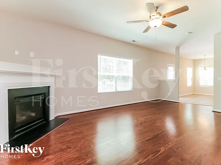 6328 Bunker Hill Dr — Photo 4