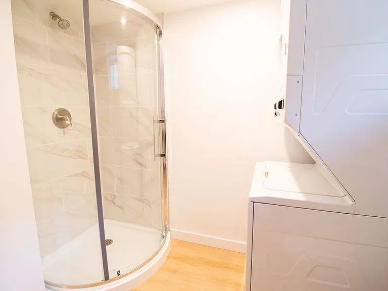 58 Churchill Ave — Photo 10