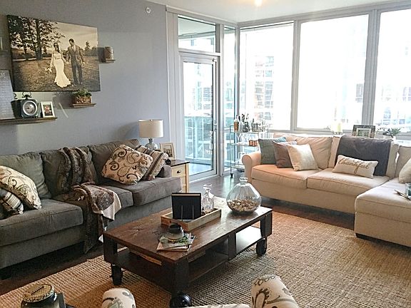4th image of 1201 S Prairie Ave APT 804