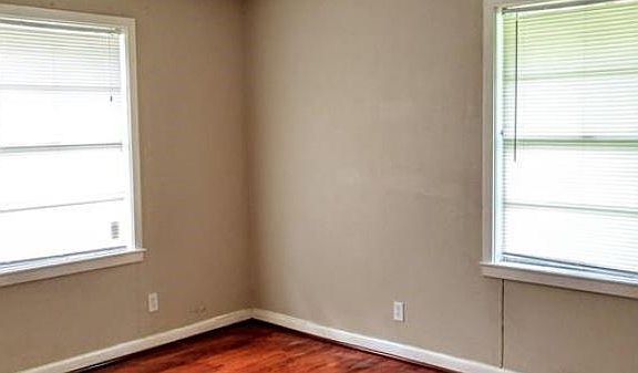 4th image of 2206 Eriksson Ave