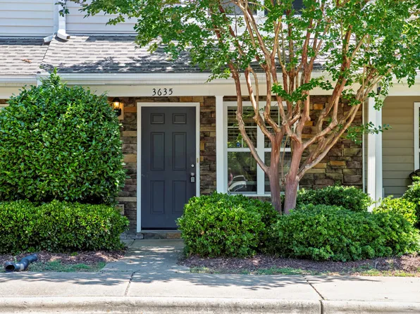 3635 Bison Hill Ln, Raleigh, NC 27604