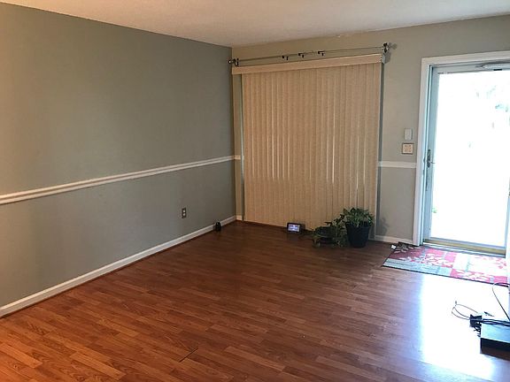 2nd image of 7061 N Kenwood Dr