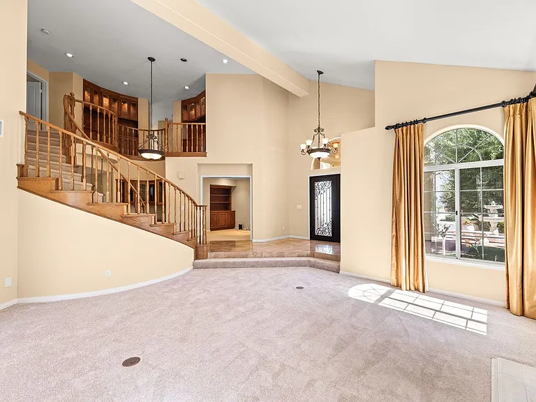 2663 Yellowwood Dr — Photo 39