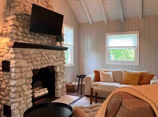 28488 W Valley Rd, Ingleside, IL 60041