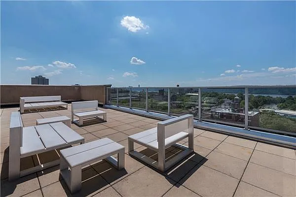 Sold by Exclusive Properties Sotheby's International Realty | media 11