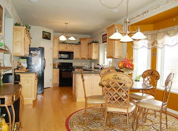 4th image of 12510 W New Haven Ct