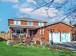 10 Hollyburn Ct, Vaughan, ON L4L6G2