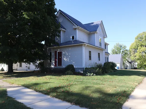 123 Rodney Ave, Walnut, IL 61376