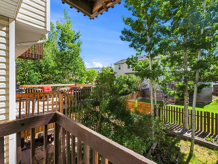 622 N Royal Troon Way — Photo 28