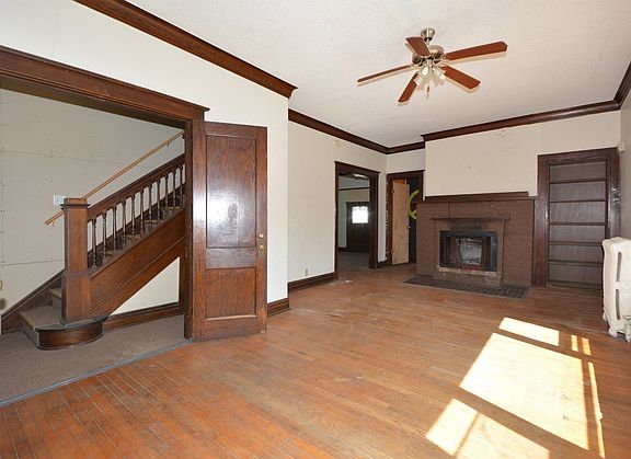 2nd image of 512 N 4th St