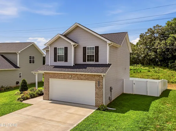4845 Stoneyhurst Ln, Knoxville, TN 37918
