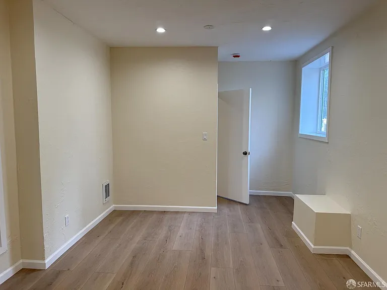 258 Dorland St #7 — Photo 15