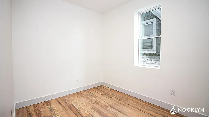 Rented by Nooklyn NYC LLC | media 20