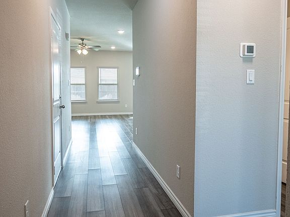 5th image of 2111 Chief St