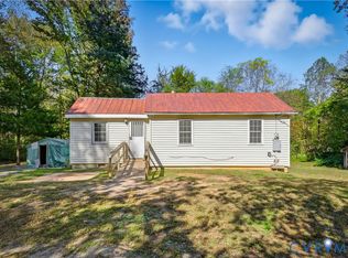5636 Cartersville Rd, Powhatan, VA 23139