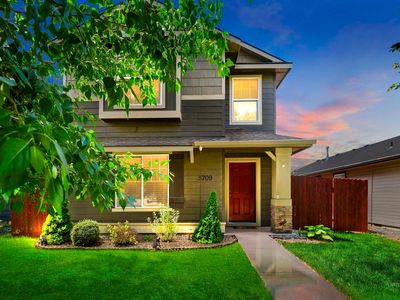 5709 S Moonfire Way, Boise, ID, 83709