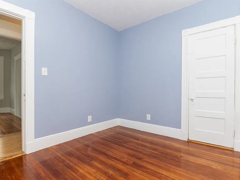 35 Torrey St #3 — Photo 16
