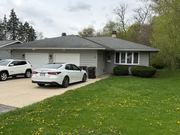80 Pine Ct, Crystal Lake, IL 60014