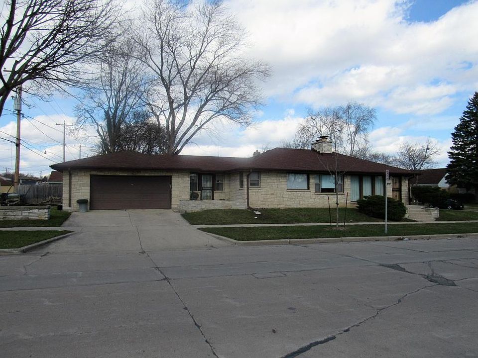 2nd image of 6706 W Lancaster Ave