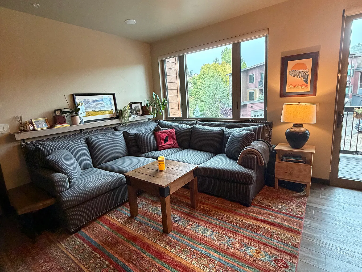 2 bed, 900 sqft, $2,800 — Photo 2