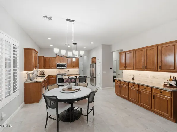 6738 S RACHAEL Way, Gilbert, AZ 85298